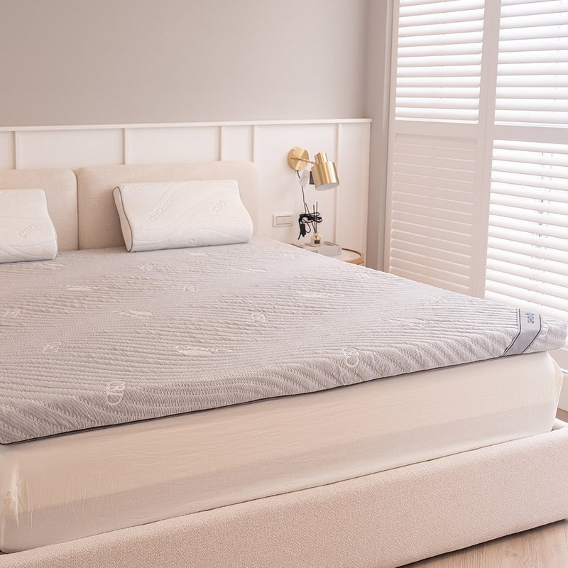 QSHION Constant Temperature Good Sleep Double Breathable Mattress/Height 8cm - เครื่องนอน - วัสดุอื่นๆ 