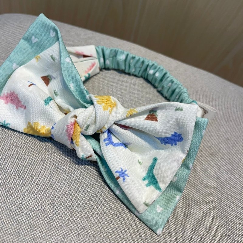 Mini dinosaur handmade double-layer bow baby headband parent-child headband baby gift full month gift box - หมวกเด็ก - ผ้าฝ้าย/ผ้าลินิน 