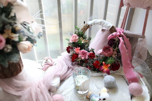 Parisa's Avignon Secret Garden 聖誕禮盒-風華華爾茲眉月不凋聖誕花圈