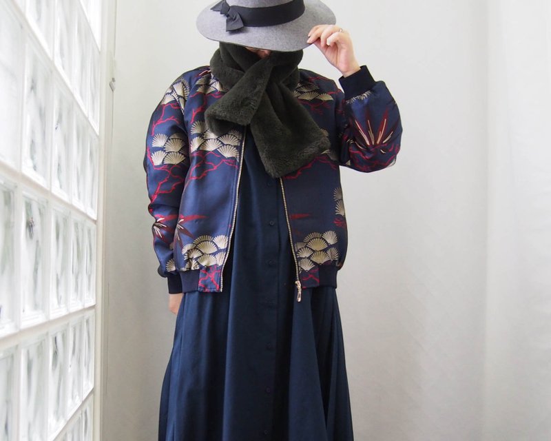 キモノチックな織り模様KABUKI柄のブルゾン ジャケット - 女大衣/外套 - 絲．絹 多色