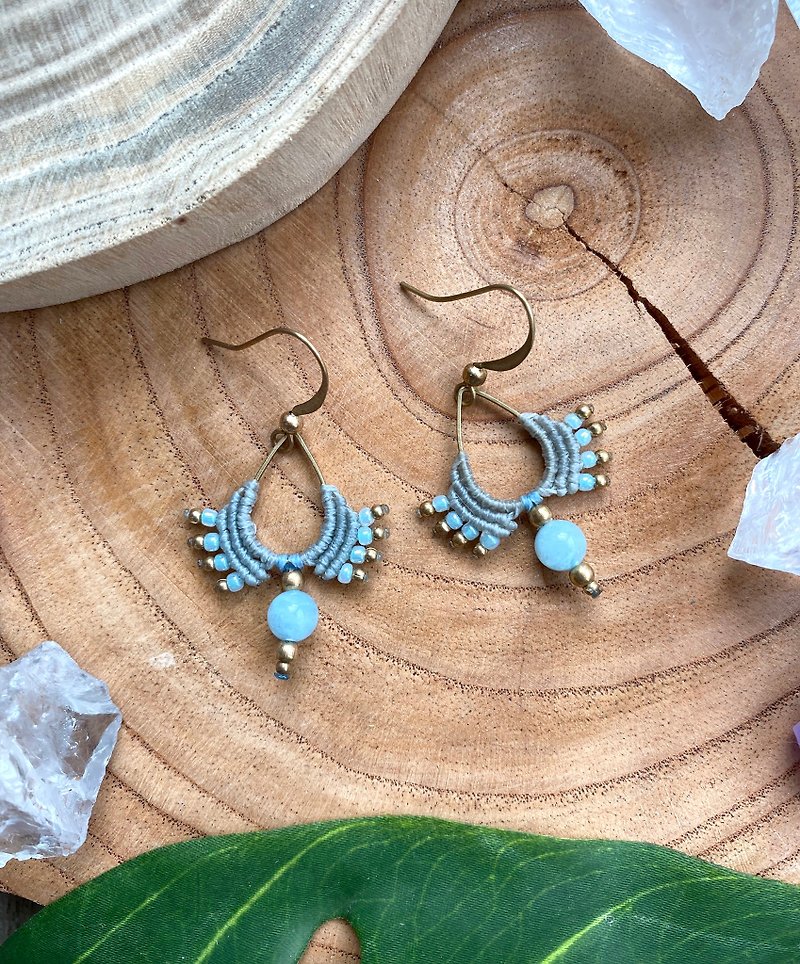 E022-Bohemian South American Wax Thread Woven Aquamarine Japanese Bead Earrings (Ear Hook/ Clip-On) - ต่างหู - วัสดุอื่นๆ สีน้ำเงิน