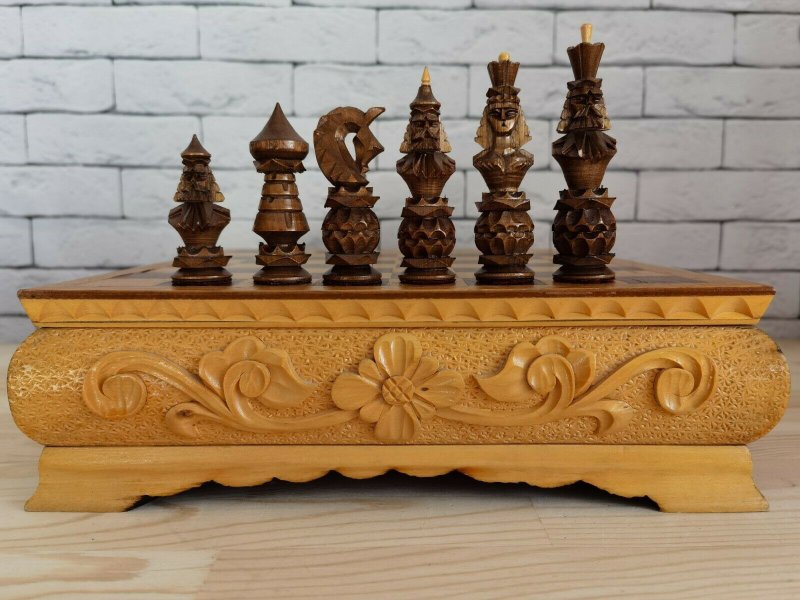 Handmade Vintage USSR Soviet Russian Wooden Chess Set Board Carving Antique Old - 桌遊/牌卡 - 木頭 