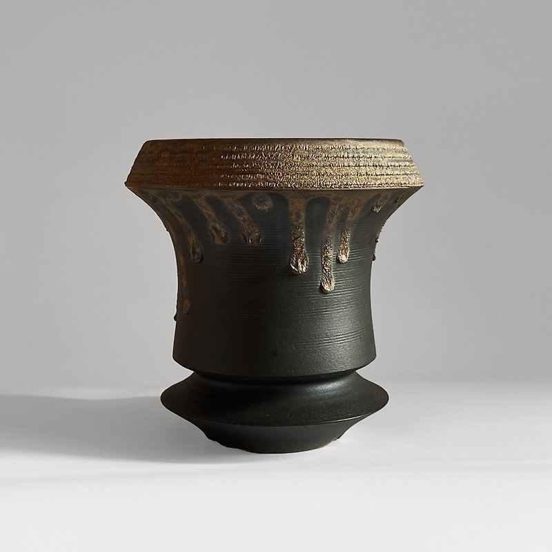 FLYER星際系列 塊根植物陶瓷盆器 龍舌蘭象牙宮盆器 - 花瓶/陶器 - 陶 黑色