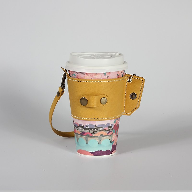 Roll leather beverage bag, cowhide environmental protection bag, handmade leather sewing, compact and easy to store, mountain blowing yellow - ถุงใส่กระติกนำ้ - หนังแท้ สีเหลือง