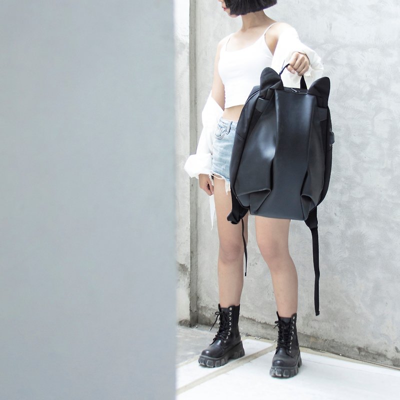Black hippo backpack - Laptop Bags - Other Man-Made Fibers Black