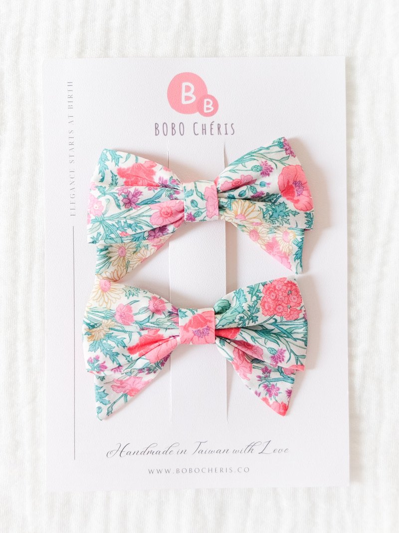 Liberty Fabrics Girl's Handmade Bow Hair Clips (Florence May Print) - Set of 2 - หมวกเด็ก - ผ้าฝ้าย/ผ้าลินิน สึชมพู