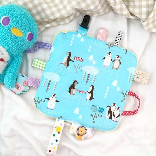 QQ rabbit 手工嬰幼兒精品 彌月禮盒 免費繡名字。企鵝家族。響紙安撫巾