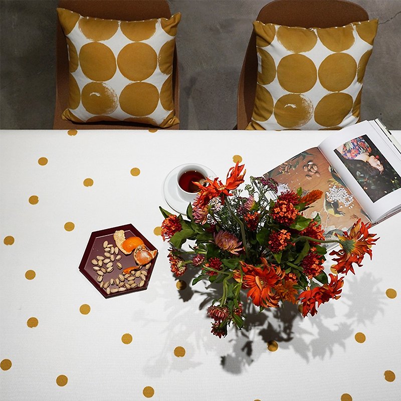 Original New Year's Christmas Tablecloth Customized Finances Billing Festive Wedding TV Cabinet Rectangular Round Table Small Tablecloth - ผ้ารองโต๊ะ/ของตกแต่ง - เส้นใยสังเคราะห์ สีส้ม