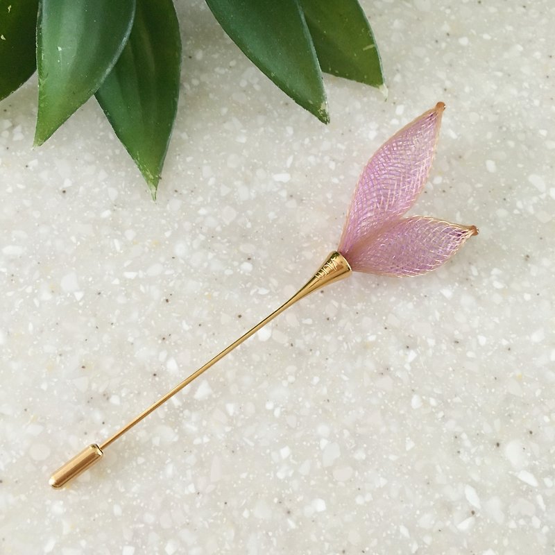 Order-French handmade nylon flower brooch_cherry pink - เข็มกลัด - เส้นใยสังเคราะห์ สึชมพู