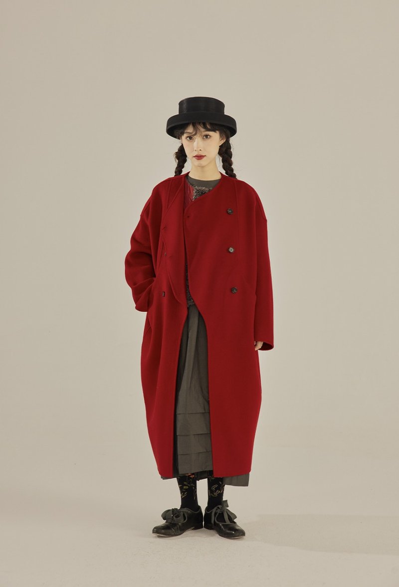 Once Upon a Time in Paris Leg of Lamb Sleeves Small Oversized Reversible Wool Coat Slit - เสื้อสูท/เสื้อคลุมยาว - ขนแกะ สีแดง