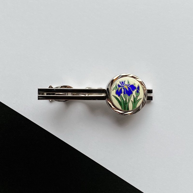 Silver Iris [Cream] Cloisonne tie clip, pure silver metal cloisonne, silver hardware - เนคไท/ที่หนีบเนคไท - เงิน ขาว