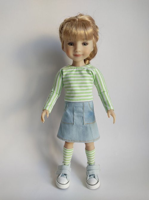 Lady Fox Boutique PDF sewing pattern for Ruby Red Fashion Friends dolls.
