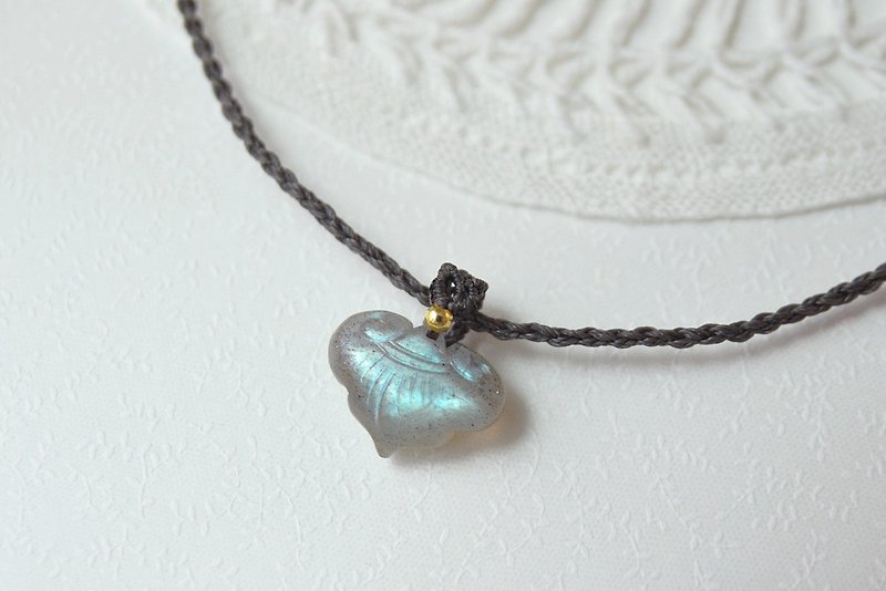 [Ruyi]-Wax woven-Labradorite necklace - สร้อยคอ - วัสดุอื่นๆ สีน้ำเงิน