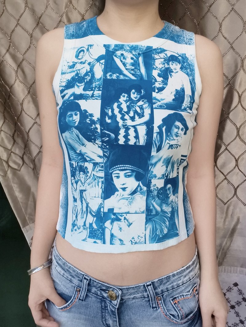 Cyanotype Chinese Republic of China girl collage combination crop top - เสื้อกั๊กผู้หญิง - ผ้าฝ้าย/ผ้าลินิน สีน้ำเงิน