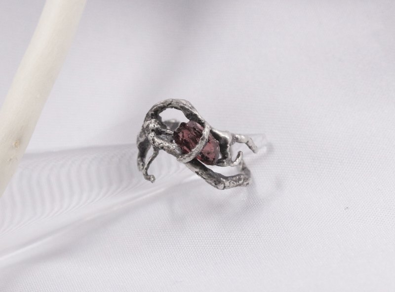 Forest.04 Garnet ring - General Rings - Gemstone Silver