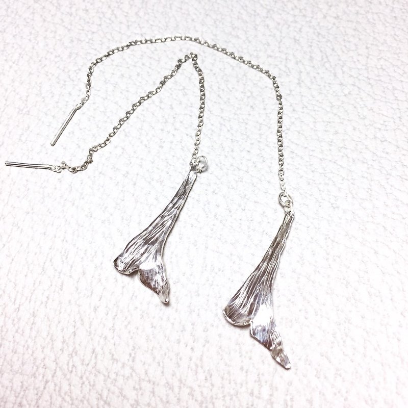 MIH Metalworking Jewelery | Mermaid Sterling Silver Earrings Mermaid sterling silver earrings - ต่างหู - โลหะ สีเงิน