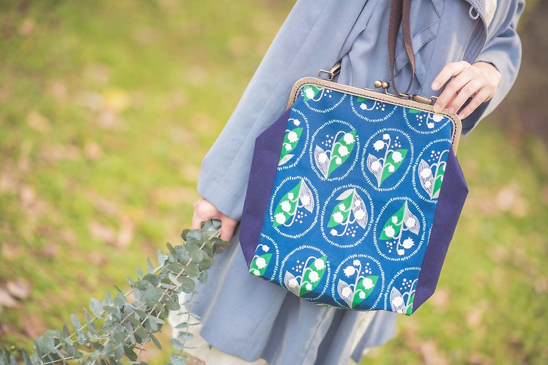 [Lily of the valley] Toast mouth gold bag/backpack/side backpack/cross-body bag - Backpacks - Cotton & Hemp Blue