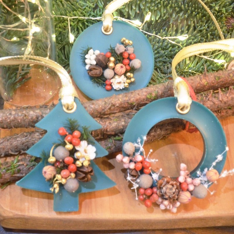 【香氛片】聖誕樹造型、花環、圓形香氛片 - 香薰/精油/線香 - 蠟 白色