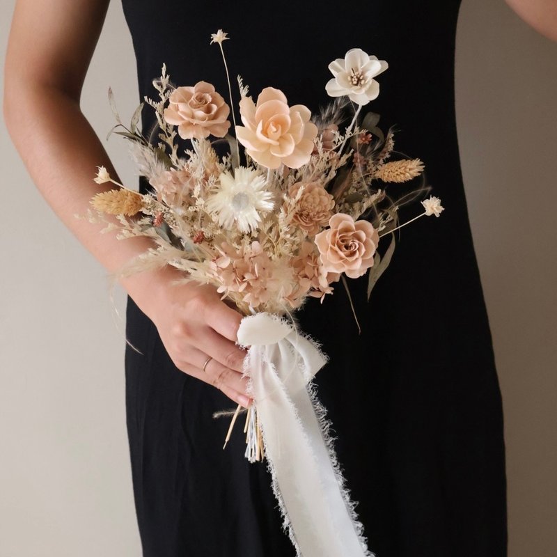 Nude pink and white preserved flower bouquet, photo bouquet, bridal bouquet, registration bouquet - ช่อดอกไม้แห้ง - พืช/ดอกไม้ หลากหลายสี