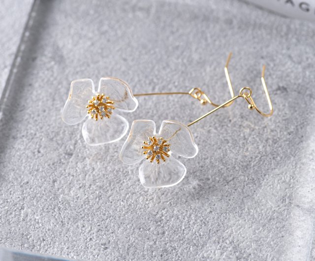 K14gf ゆれるクリアフラワー 大ぶりピアス(イヤリング変更可