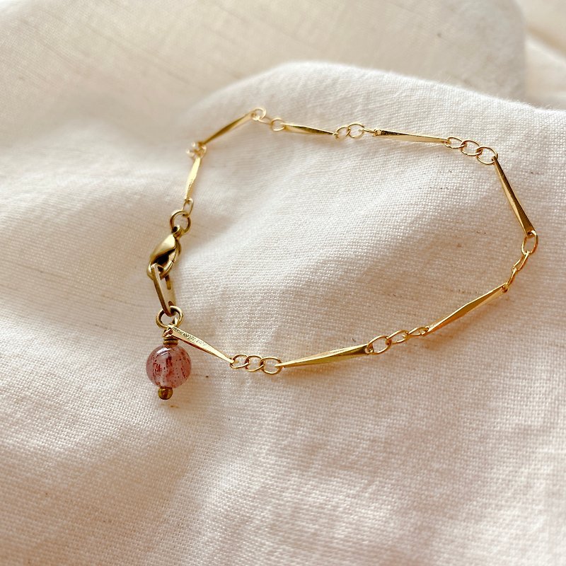 Strawberry stone brass bracelet - Bracelets - Copper & Brass Gold