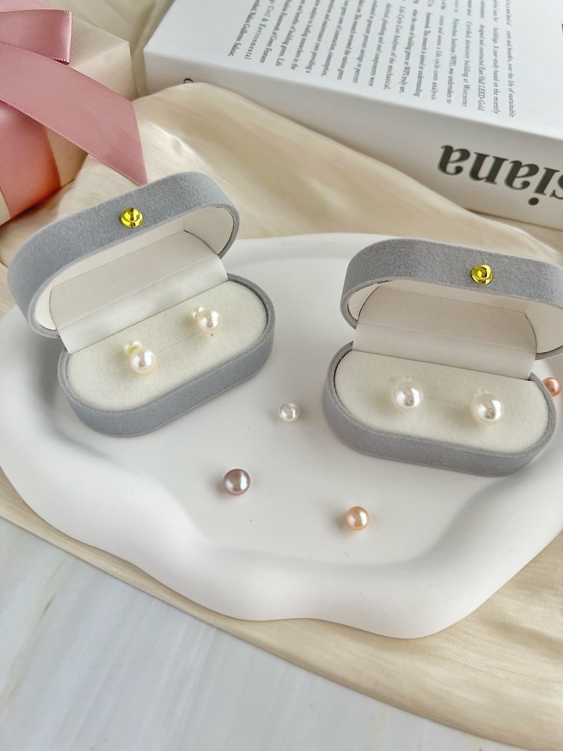 Austria Pearl Ear Clips - Polaris Gift Earrings  Exquisite Gift Box - ต่างหู - วัสดุอื่นๆ ขาว