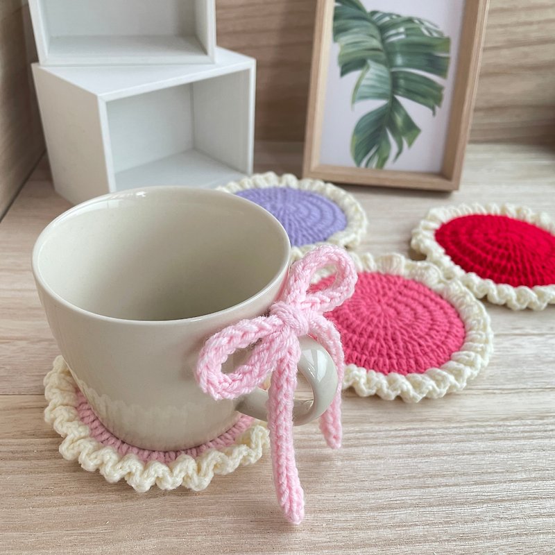 Handmade yarn knitted cream lace romantic coaster - Coasters - Cotton & Hemp Multicolor