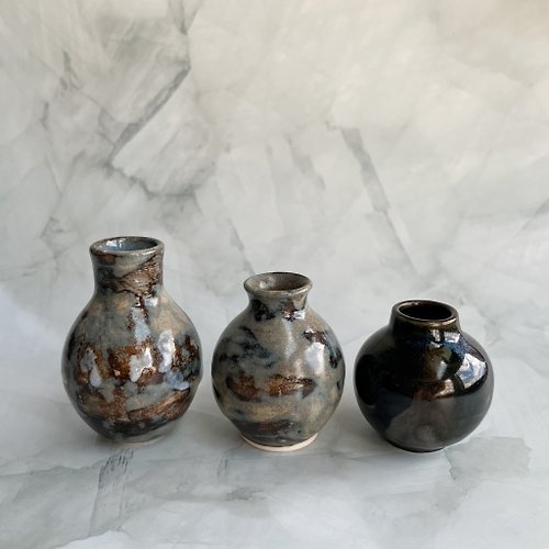 兩顆麻糬陶藝工作室 手工陶瓷迷你花瓶 擴香瓶 花器 精油瓶 花瓶 陶藝 母親節禮物
