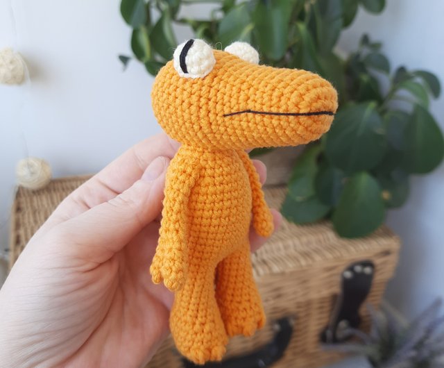 Orange Rainbow friends: Crochet pattern