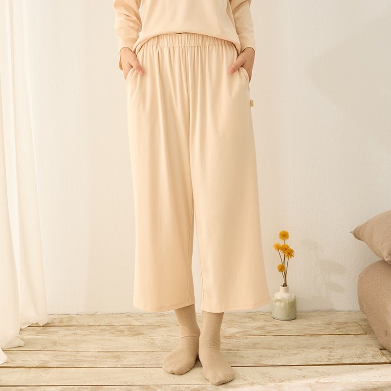 Smooth touch slightly loose cropped pants - 2 colors in total - Women's Pants - Cotton & Hemp 