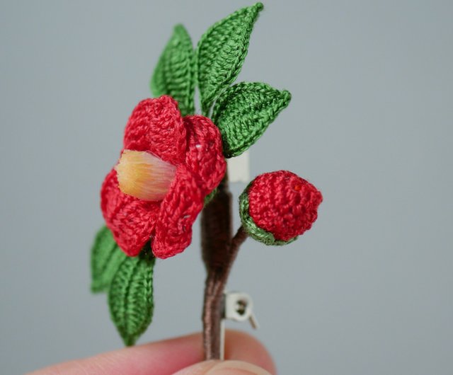 椿のブローチ【赤椿】(レース編み/かぎ編み/ハンドメイド