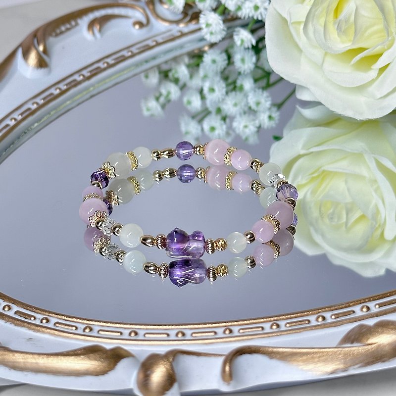 Purple Fairytale Crystal Design Bracelet - Amethyst, Kunzite, Moonstone - สร้อยข้อมือ - คริสตัล สึชมพู