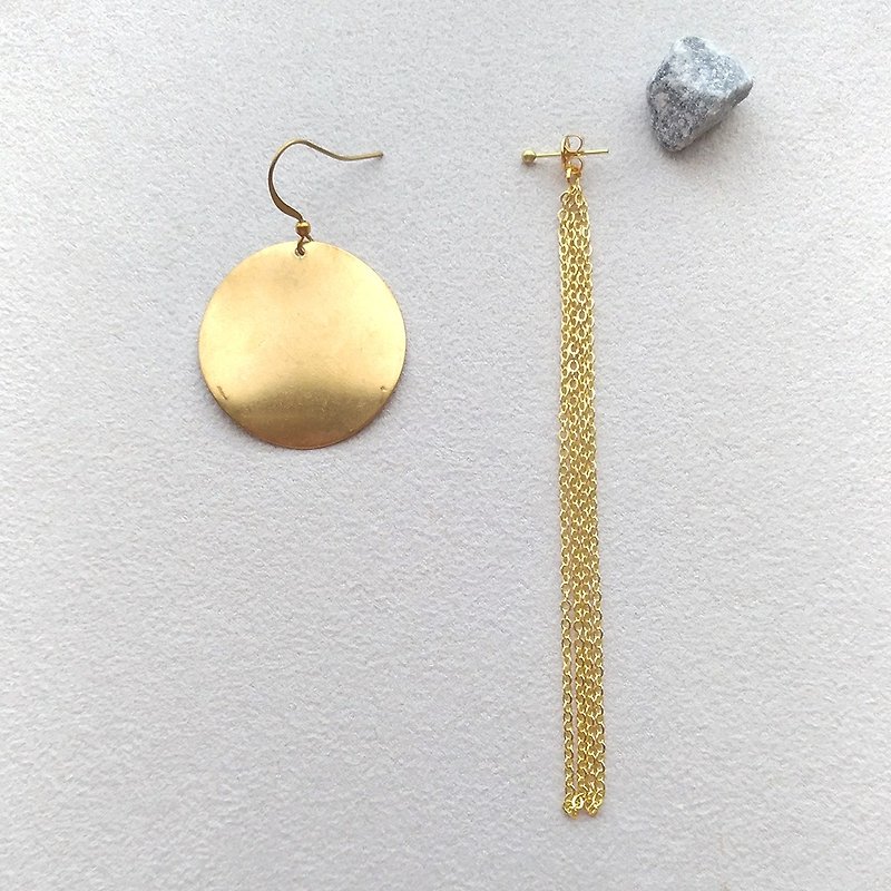 e106奔月-黃銅 針式夾式耳環 - 耳環/耳夾 - 銅/黃銅 金色