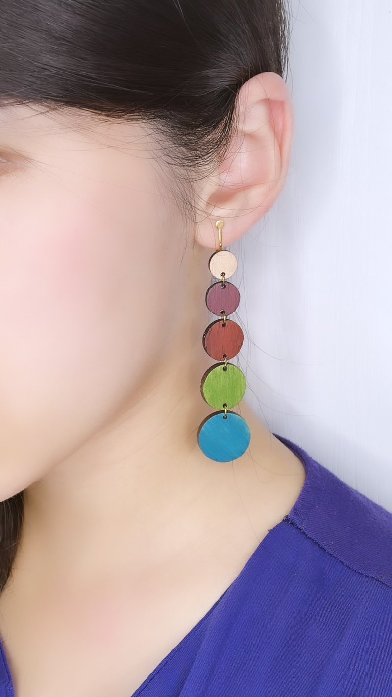 Gradient circle~ - Earrings & Clip-ons - Wood Multicolor