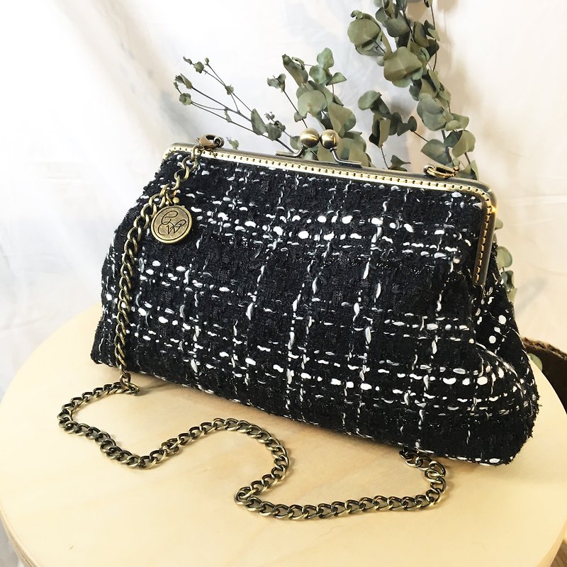 Handmade 2WAY 20cm frame shoulder bag -chanel tweed - กระเป๋าแมสเซนเจอร์ - ขนแกะ สีดำ