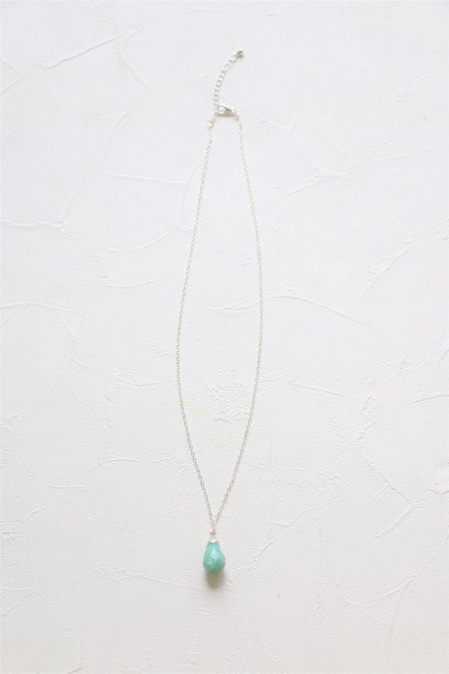 Natural crystal necklace, Dainty crystal necklace - Shop Vermeer