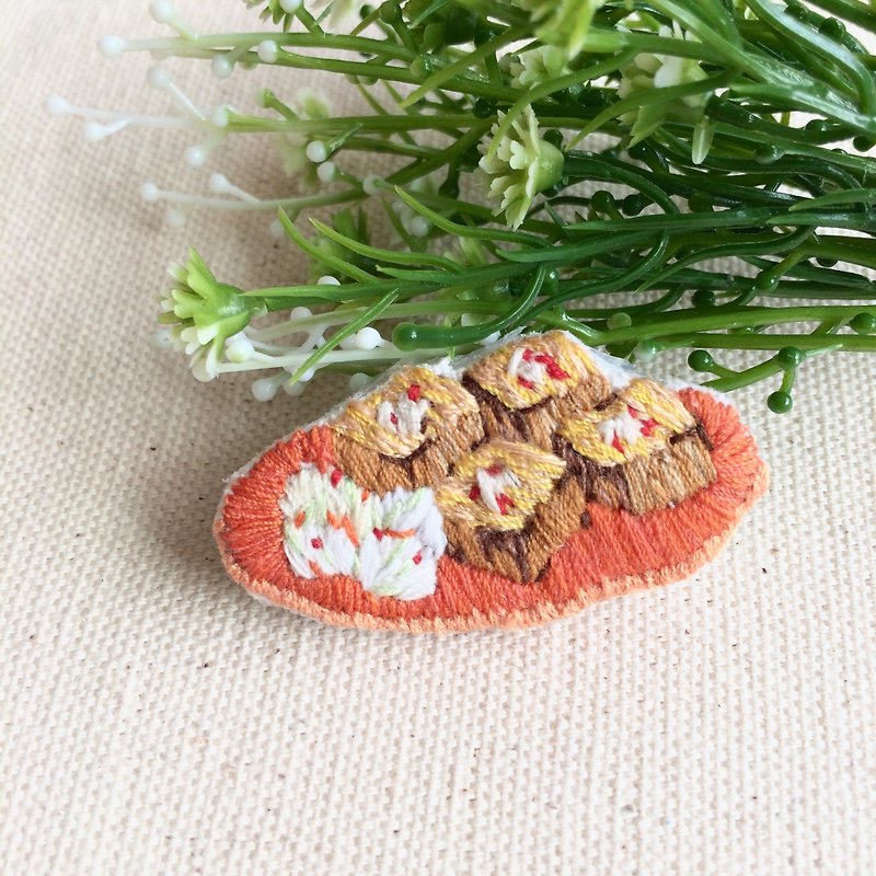 Hand embroidery * classic Taiwan snacks - stinky tofu pin - เข็มกลัด - งานปัก สีส้ม