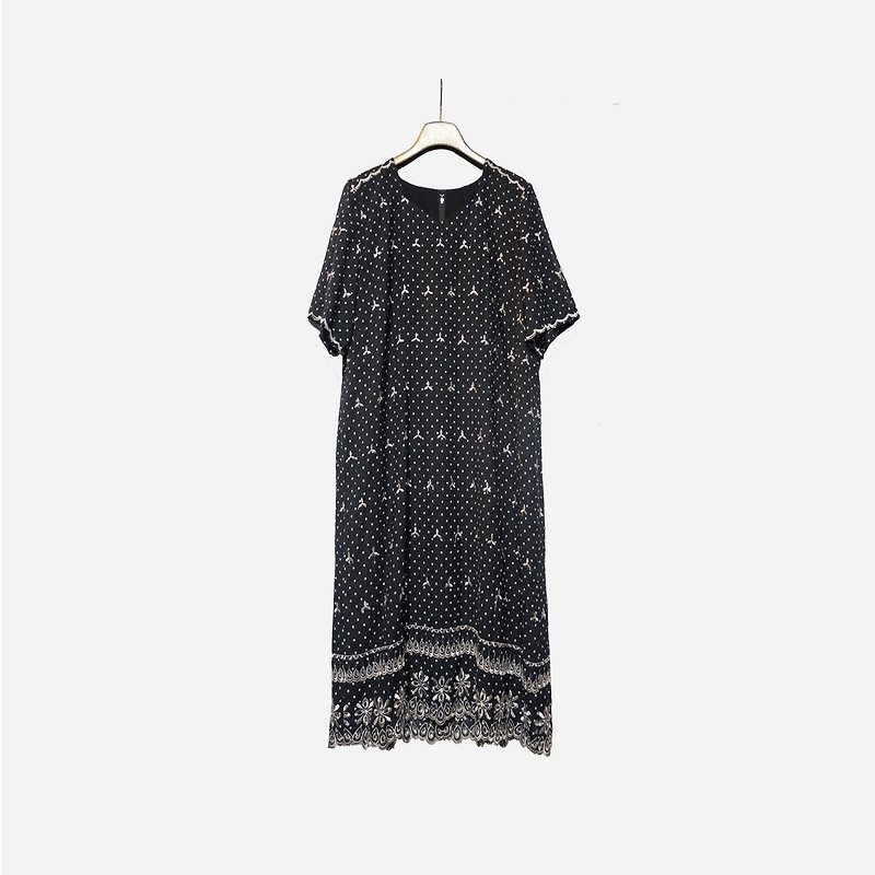 Dislocated vintage / embroidered black dress no.1066 vintage - One Piece Dresses - Polyester Black