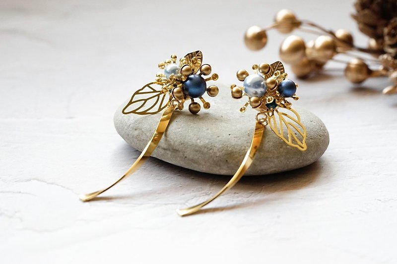 Thorns Flower-Vintage Flower Asymmetric Earrings - ต่างหู - สแตนเลส หลากหลายสี