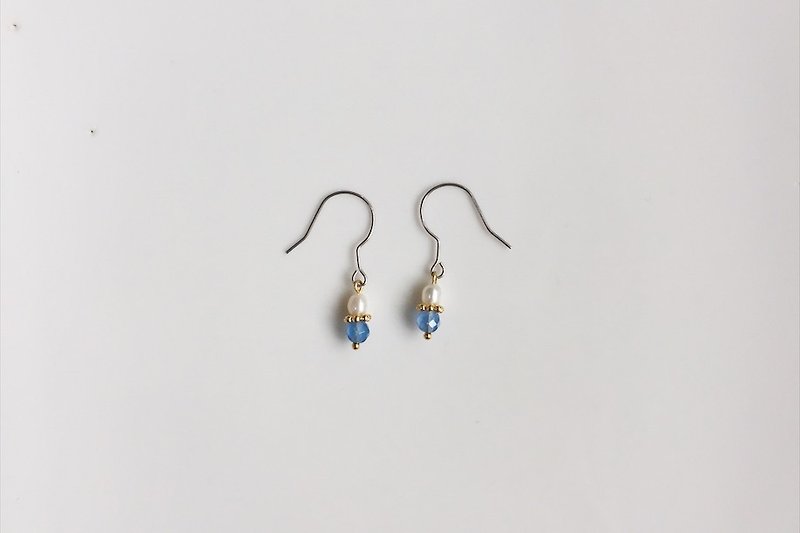 Love series pearl natural stone earrings - ต่างหู - โลหะ สีน้ำเงิน