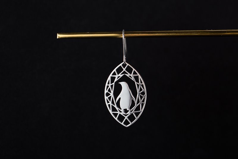 企鵝耳環(單邊/一對) 寶石與動物系列:抗敏醫療鋼 -可改夾式 - 耳環/耳夾 - 不鏽鋼 銀色