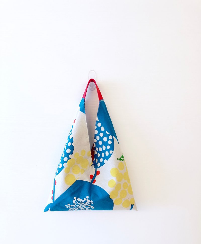 Triangle Tote Bag - Large Blue Circle/Japanese Style Origami Bag - กระเป๋าถือ - ผ้าฝ้าย/ผ้าลินิน สีน้ำเงิน