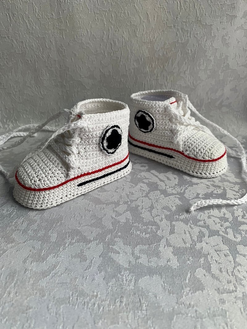 Cute Converse baby booties White shoes for a baby girl boy Kids Fashion Socks - รองเท้าเด็ก - ผ้าฝ้าย/ผ้าลินิน ขาว