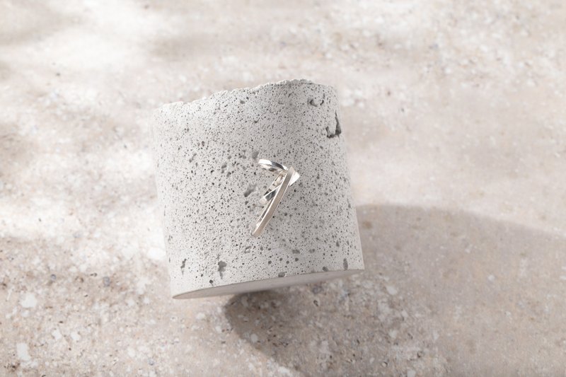 三環星帶 純銀/黃銅耳扣 Asteroid Belt Silver EarCuff - Triple - 耳環/耳夾/耳骨夾 - 純銀 銀色