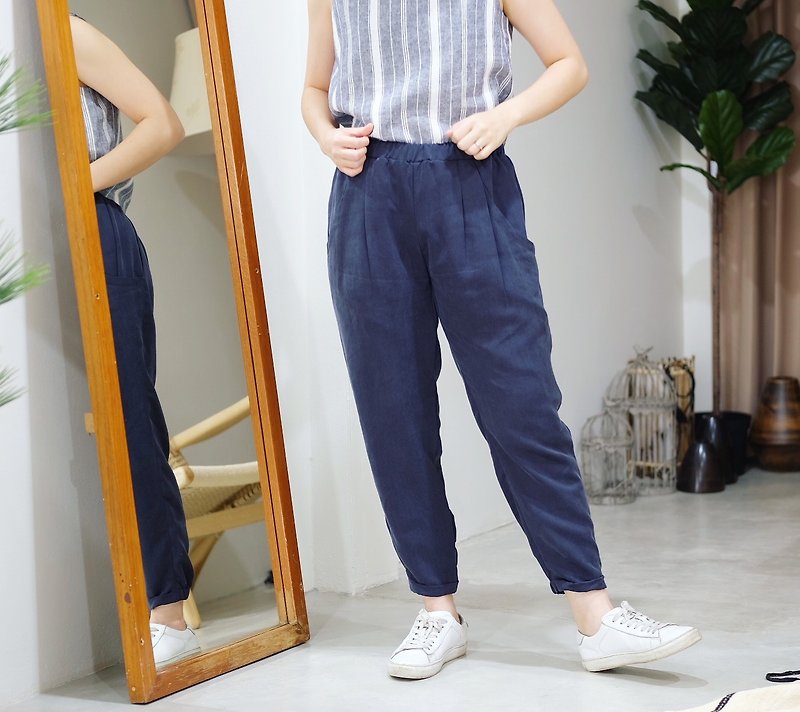 Chillin Pants : Blue - 女長褲 - 其他材質 藍色