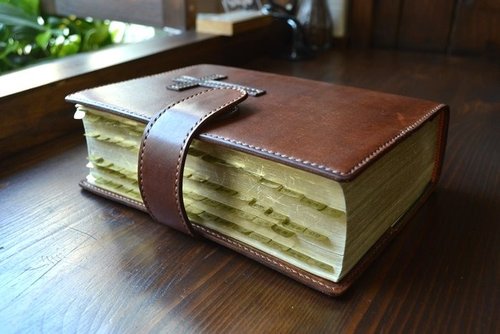 受注見本ハンドメイド手縫い本革キリスト聖書カバー/ブックカバー 受注見本 本革ハンドメイド聖書カバー ブックカバー