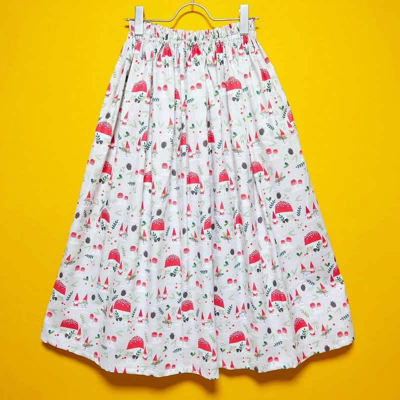 【受注制作】Mushroom house and dwarf skirt gray / Free size / USA fabric / 日本製 - 裙子/長裙 - 棉．麻 灰色