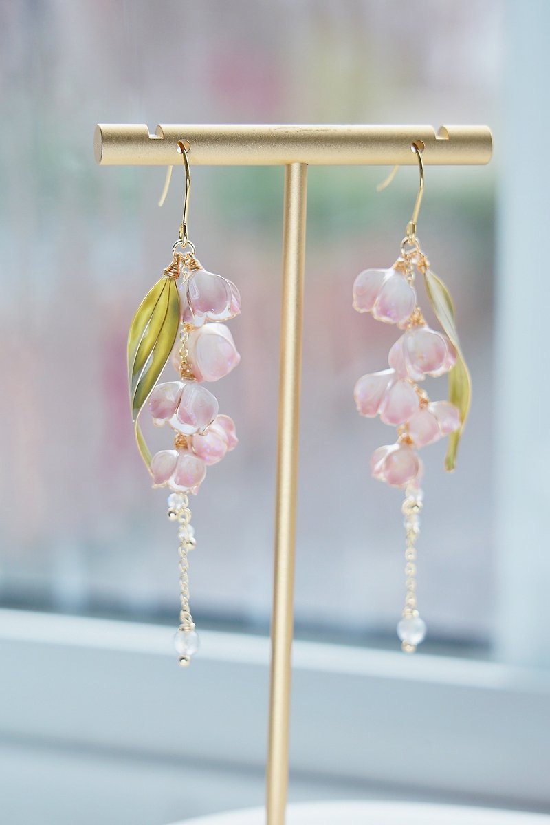 [New Version] Red Flower Lily of the Valley • Light Pink - Handmade Resin Earrings Ornaments New Year Gift - Earrings & Clip-ons - Resin Pink