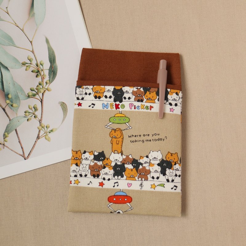 貓咪夾娃娃 口袋型筆袋 護理師筆袋 醫師筆袋 老師筆袋 - 筆盒/筆袋 - 棉．麻 