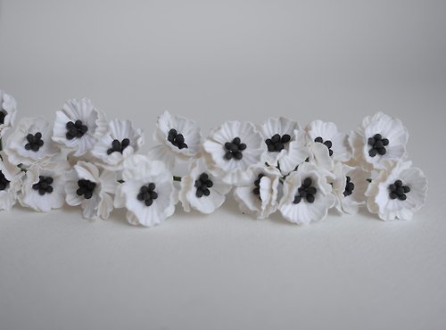 makemefrompaper Paper Flower, DIY supplies flowers, 50 pieces poppy, size 2.0 cm. white color